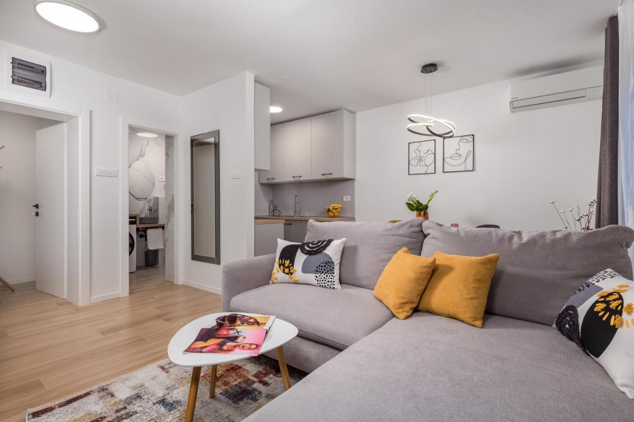 Modern Apartment Di Piu With Free 20M2 Garage Parking Rijeka Exterior foto