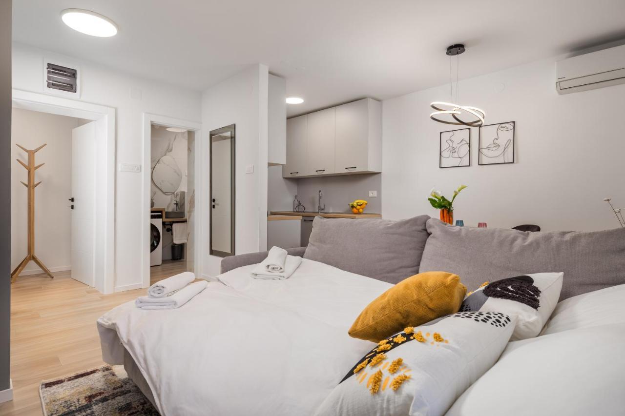 Modern Apartment Di Piu With Free 20M2 Garage Parking Rijeka Exterior foto